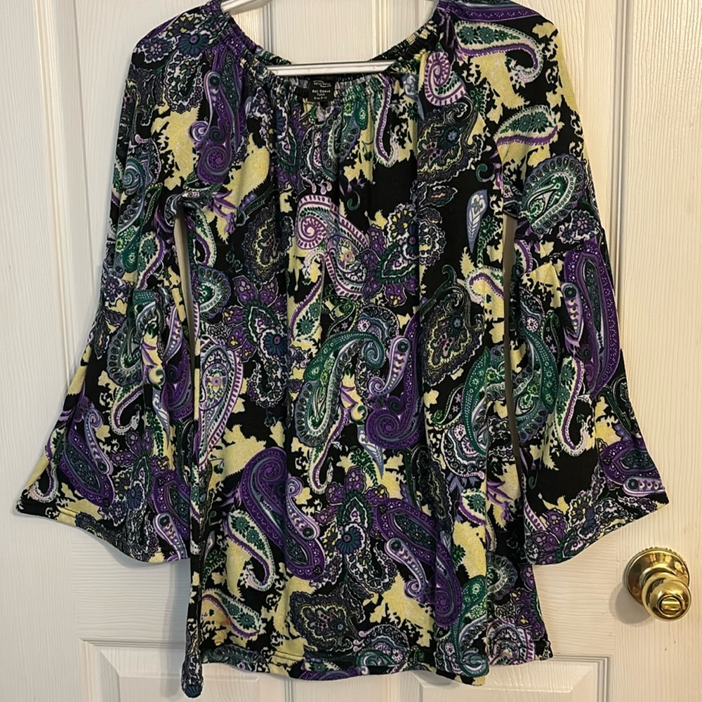 SIZE S/M bell sleeved Tunic blouse